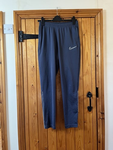 Navy nike dri - fit, a
