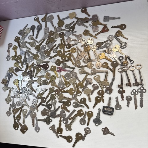 Lot over 3lbs vintage - over,