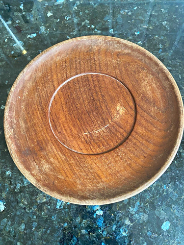 Round brown wooden plate - brown,