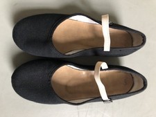 Katz low heel canvas character