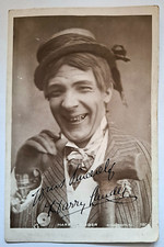 HARRY LAUDER. AUTHENTIC, PERSONALLY SIGNED AND ADDRESSED PHOTOGRAPHIC POST CARD