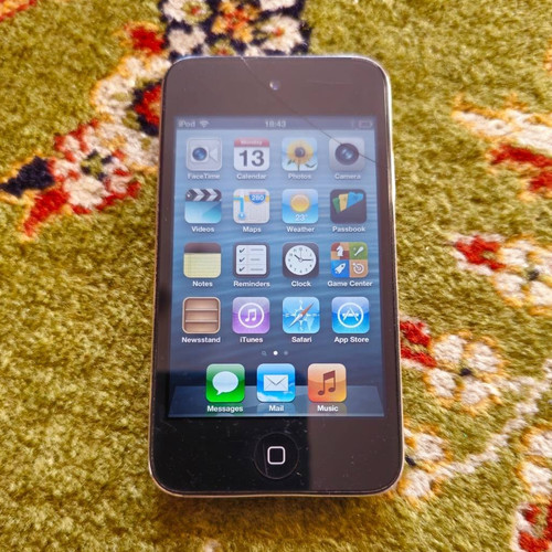 Ipod touch 4th - ipod,