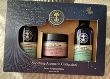 Neal's Yard Remedies Soothing Aromatic Collection Gift Set