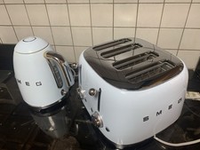 BLUE SMEG 4slice Toaster And Kettle Used