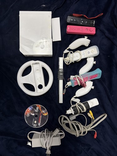 Nintendo wii console - nintendo,