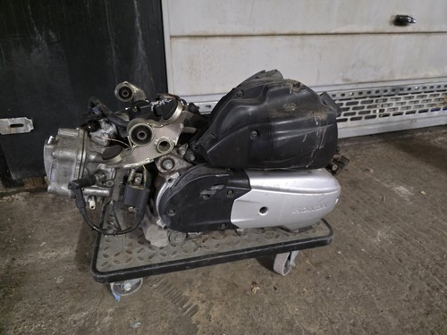 Honda pcx 125cc engine - honda,