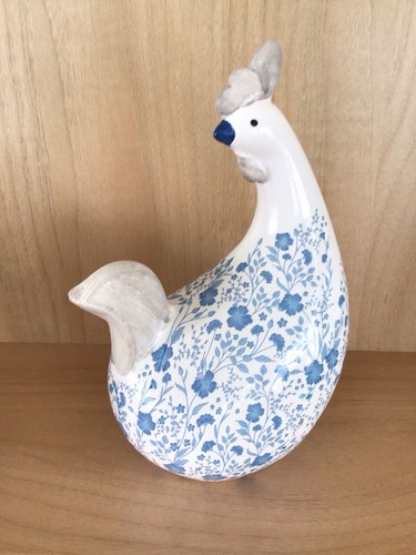 Unusual ceramic chicken 18cm - chicken,