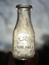 WEST CHESTER PA - J G SCOTT - SUNNY WORTH FARM - ANTIQUE SLUG MILK BOTTLE