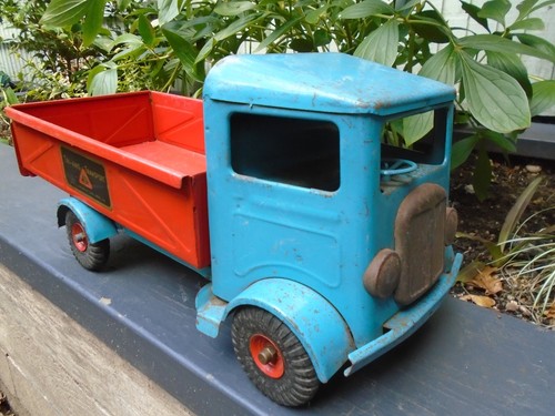 Triang tipper lorry original - tipper,