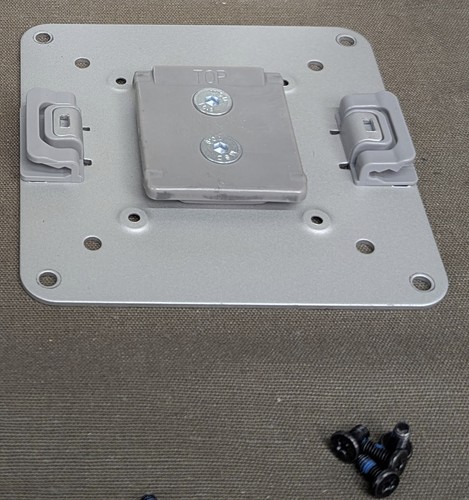 Humanscale vesa plate - m8,