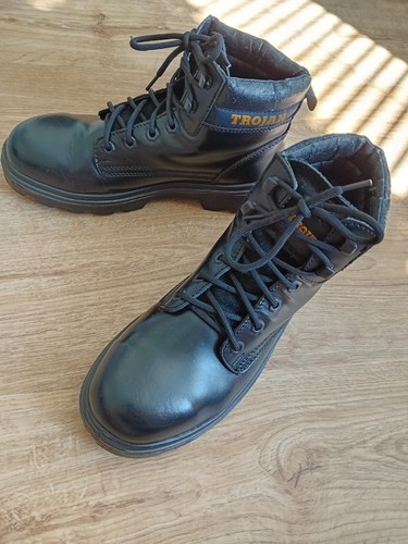 Trojan full grain black - full,