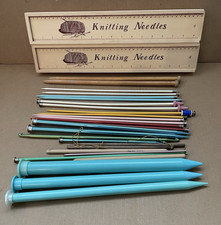 Vintage 2 Wooden Knitting