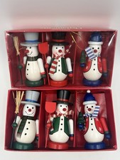 1999 Nutcracker Village Wooden