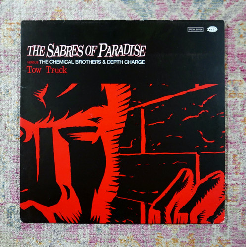 Sabres paradise tow truck - sabres,