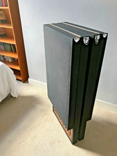 GIK Acoustics Portable Isolation Booth (PIB) - Black-1D- Walnut.