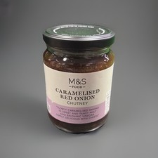 M&S Red Onion Chutney 330g –