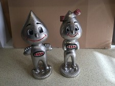 Esso Oil Drip Man & Lady, Cast Ally, Size: 12” Tall