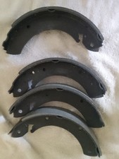 Ford  Consul Granada MK1 Brake Shoes Lockheed