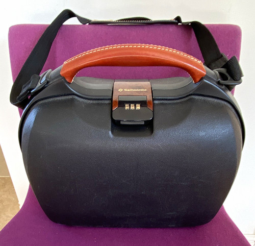 Samsonite hard vanity case - hard,