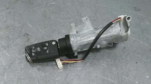 Ignition switch key - ignition, +
