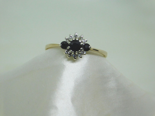 9ct gold petite sapphire - 9ct,