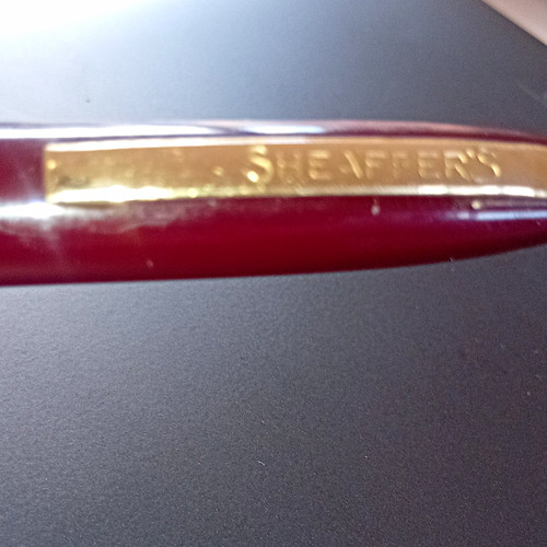 Sheaffer burgundy plastic - sheaffer,
