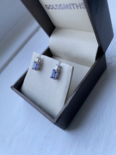 Goldsmiths tanzanite and