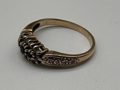 Antique 9ct gold triple - 9ct,