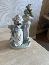 Lladro Girl Dove Flowers Figurine Ornament Porcelain Spain