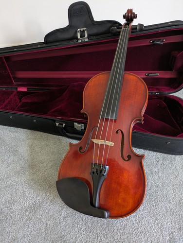 Westbury antiqued violin - antiqued,