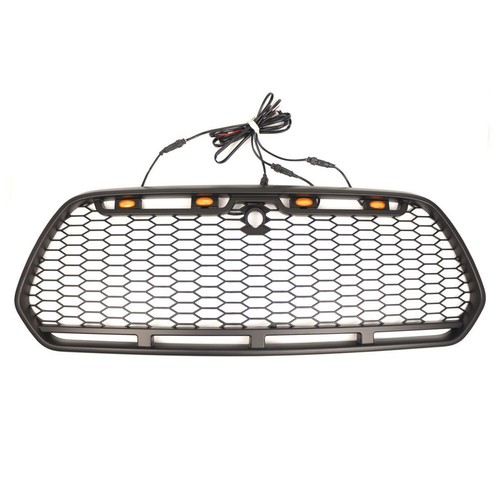 Front bumper center grille - front,