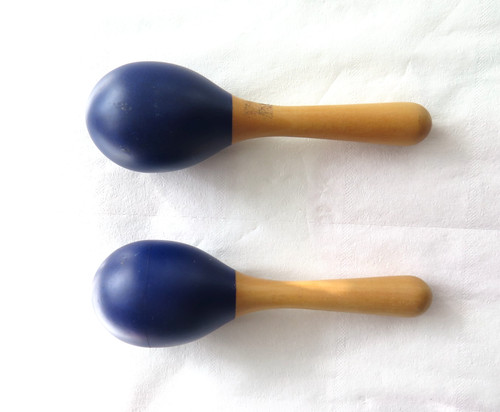Maracas blue wood shakers - maracas,