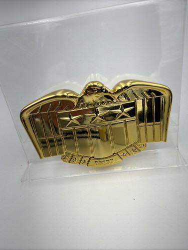 Judge dredd movie - judge, buckle
