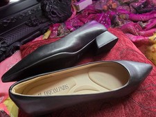Trendy Black Court Shoes 6