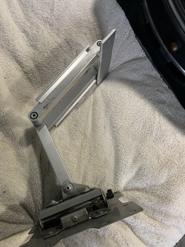 Wall bracket mount - wall,