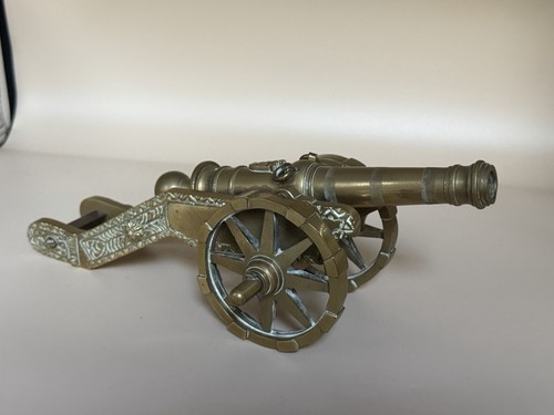 Vintage beautiful solid brass - vintage,
