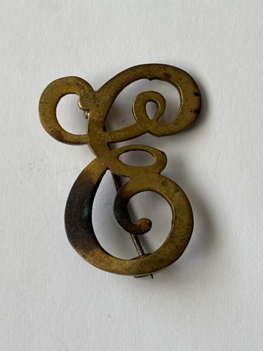 Old vintage letter - “, e