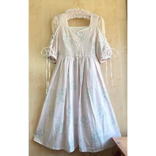 LIZ LISA Bouquet Cold Shoulder