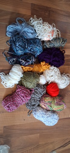 Wool bundle oddments - wool,