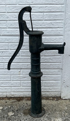 Large vtg cast iron garden - large,