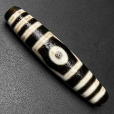Tibetan antique three-eyed dzi