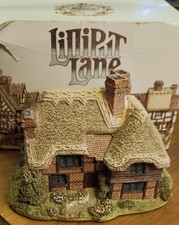 Lilliput Lane "Swift Hollow"