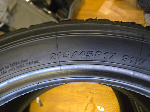 Pair 215 yokohama a052 - pair., 45