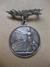 Antique Medallion To Commemorate Peace 1919 ~ Silver-Tone Metal ~ Rd. 667095