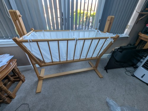 Gentle swinging crib - gentle, –