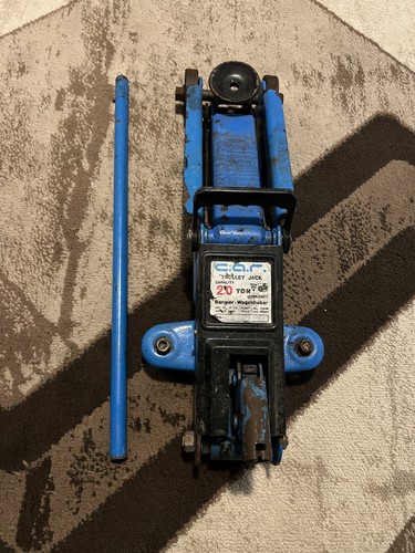 2 ton hydraulic - c.a.r.,