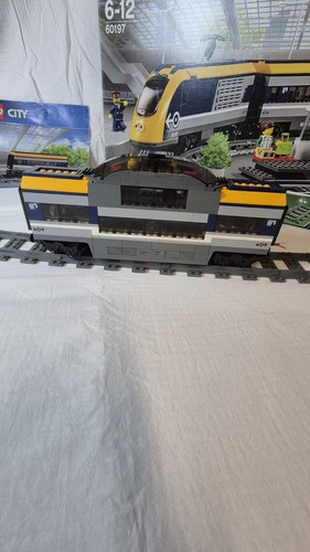Lego city passenger train - city,