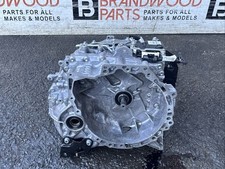 Peugeot 2008  1.2 Turbo 8