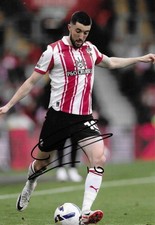 FINN AZAZ SOUTHAMPTON 2025/26