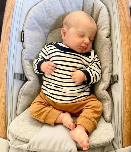 Sleeping 19in lifelike newborn - sleeping,
